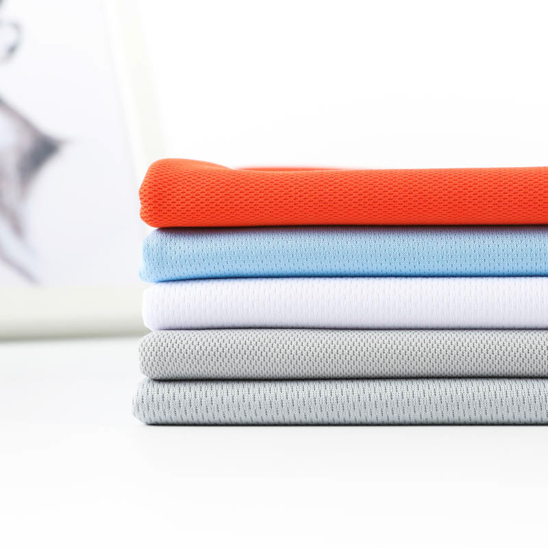 スポーツウェアや広告用シャツに適したバーズアイ副生地